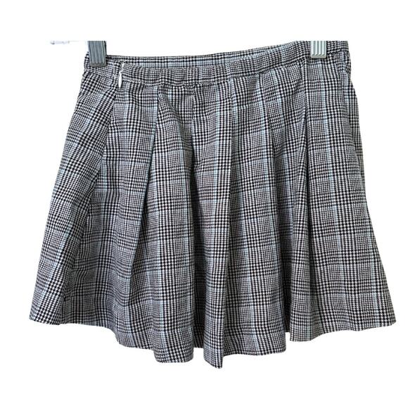 wonder nation Other - Blue,Black and White Plaid skirt size 4-5T Wonder Nation Girls